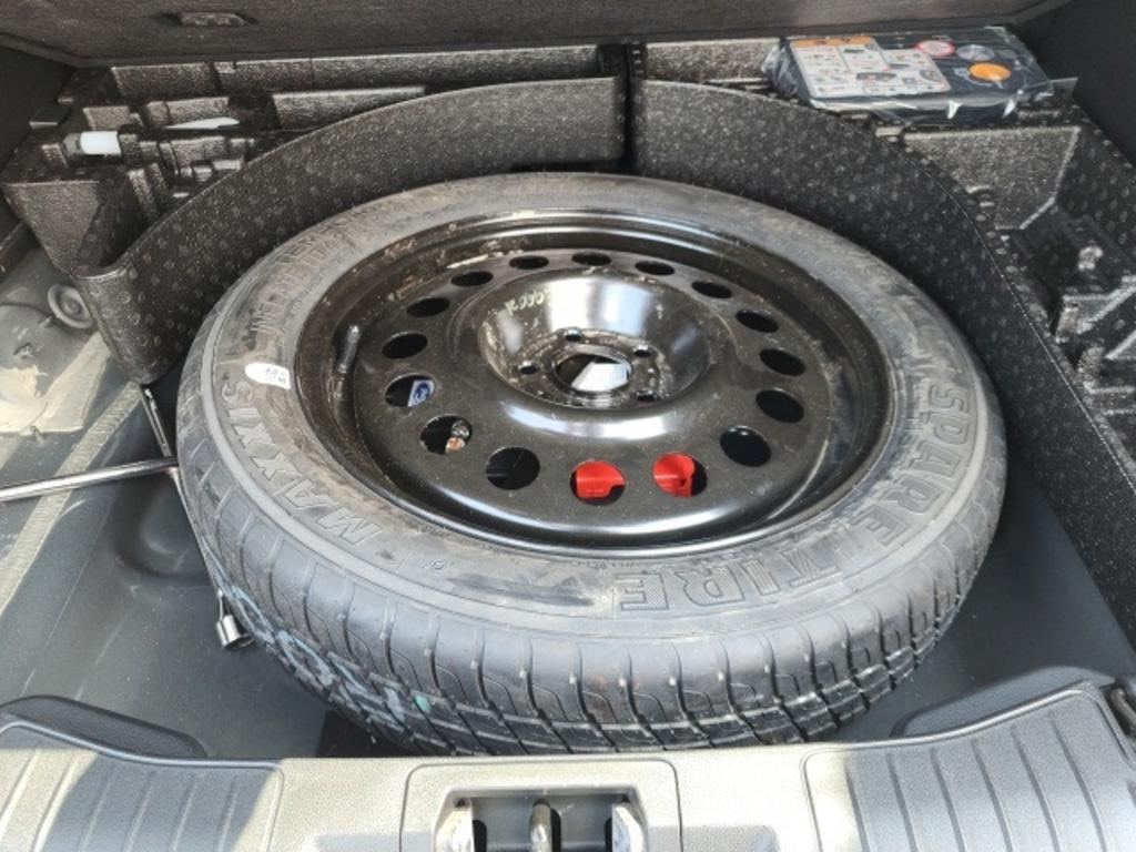 2020 Ford Escape - $24,000