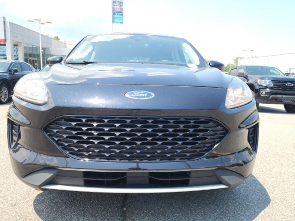 2020 Ford Escape - $24,000