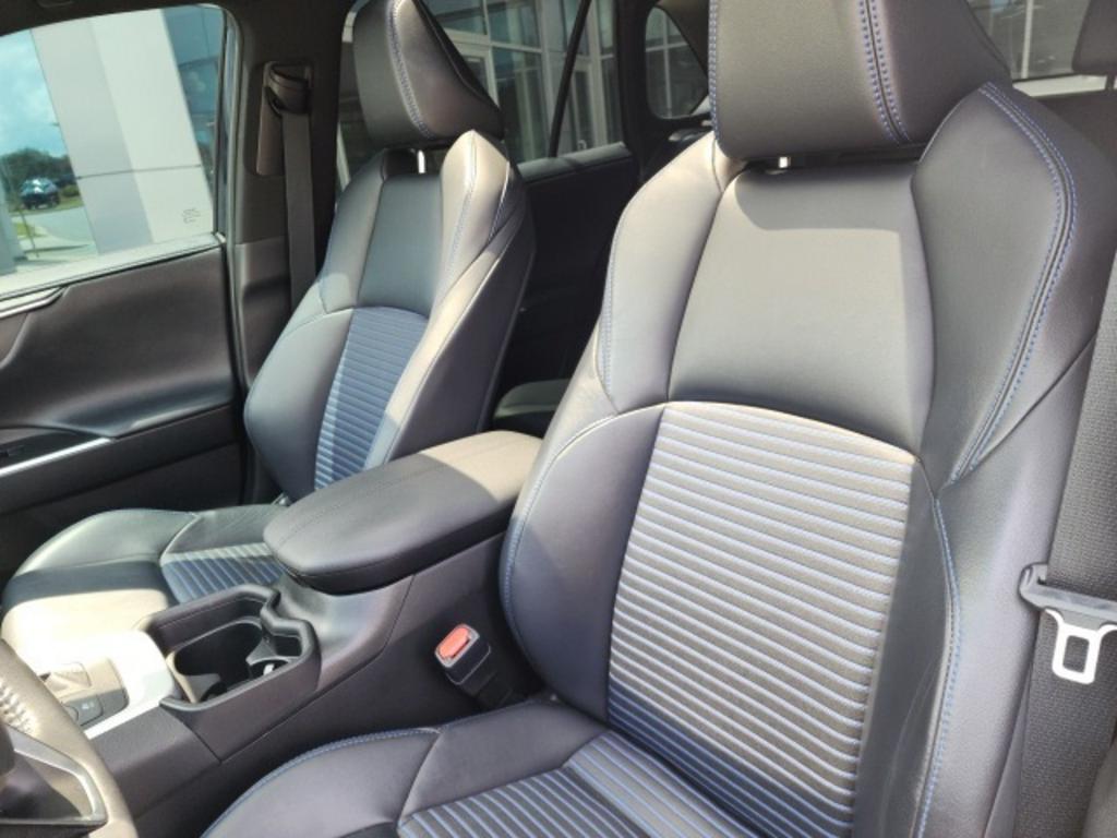 2020 Toyota RAV4 - $35,000