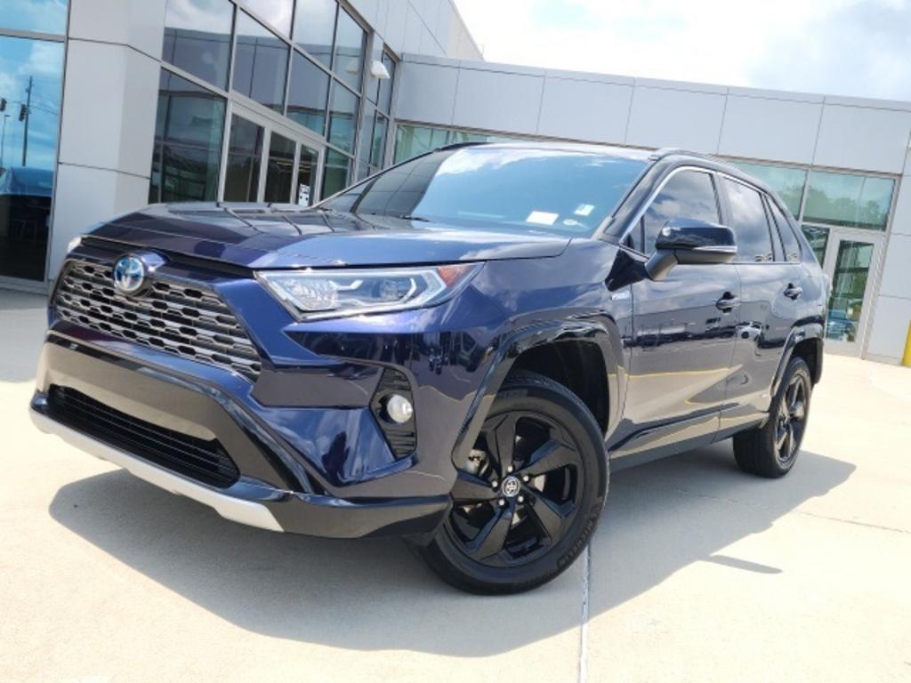 2020 Toyota RAV4 - $35,000