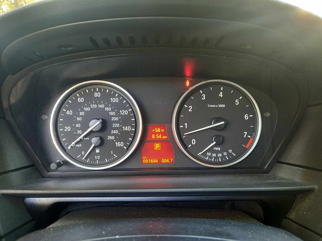 2009 BMW 5-Series 528i photo