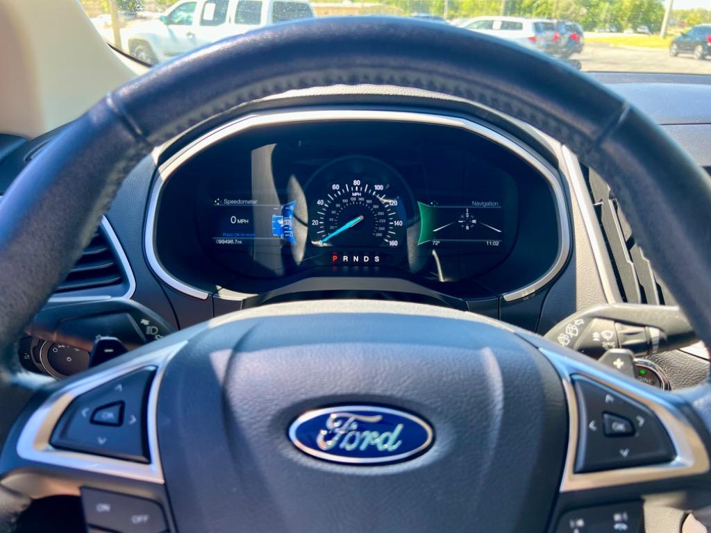 2016 Ford Edge SEL photo