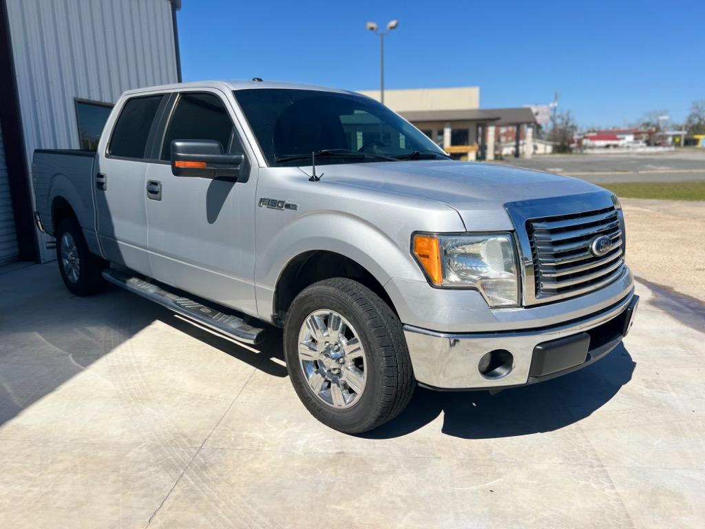 2010 Ford F-150 XLT photo