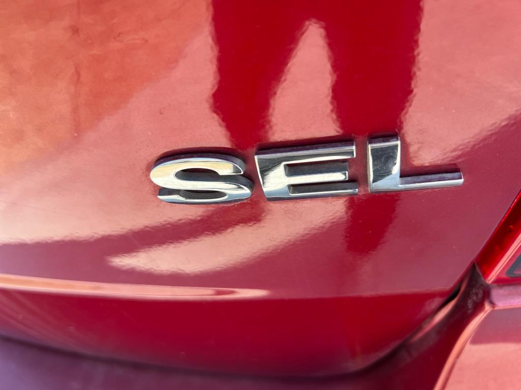 2013 Ford Edge SEL photo