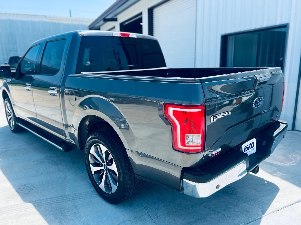 2015 Ford F150 XLT photo