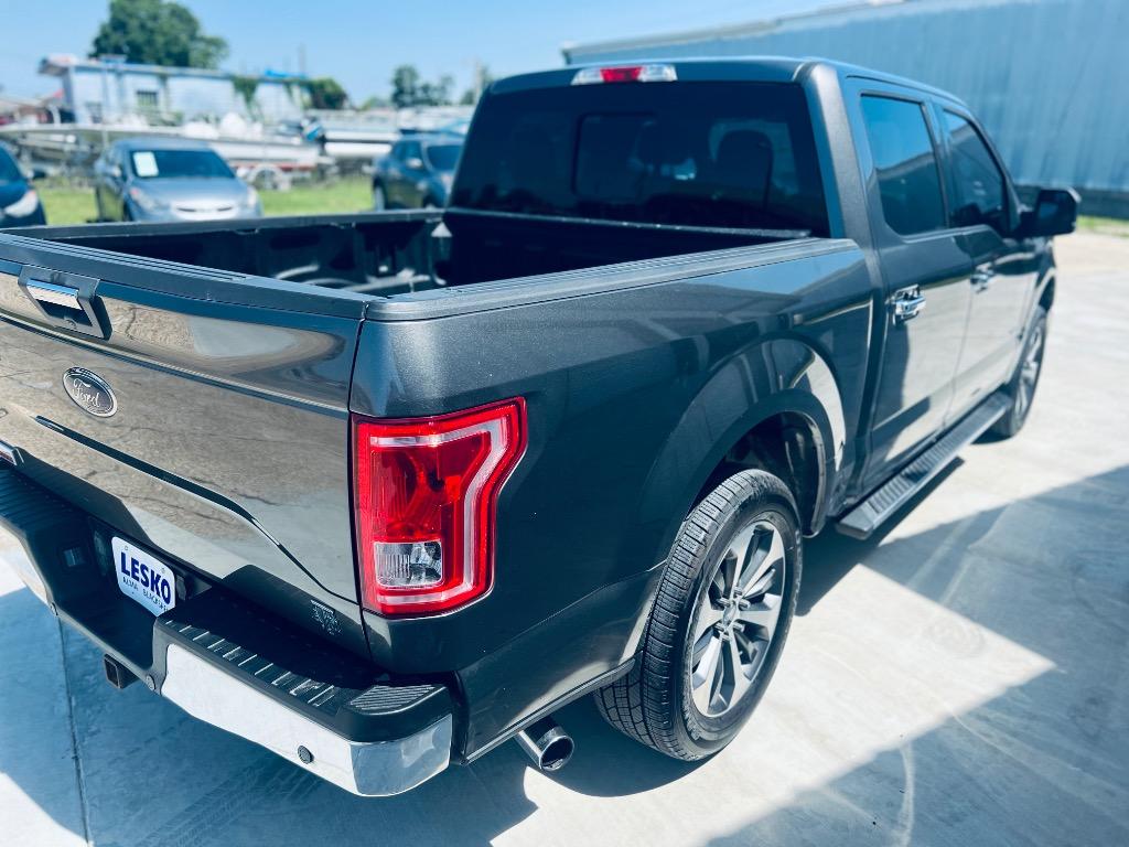 2015 Ford F150 XLT photo