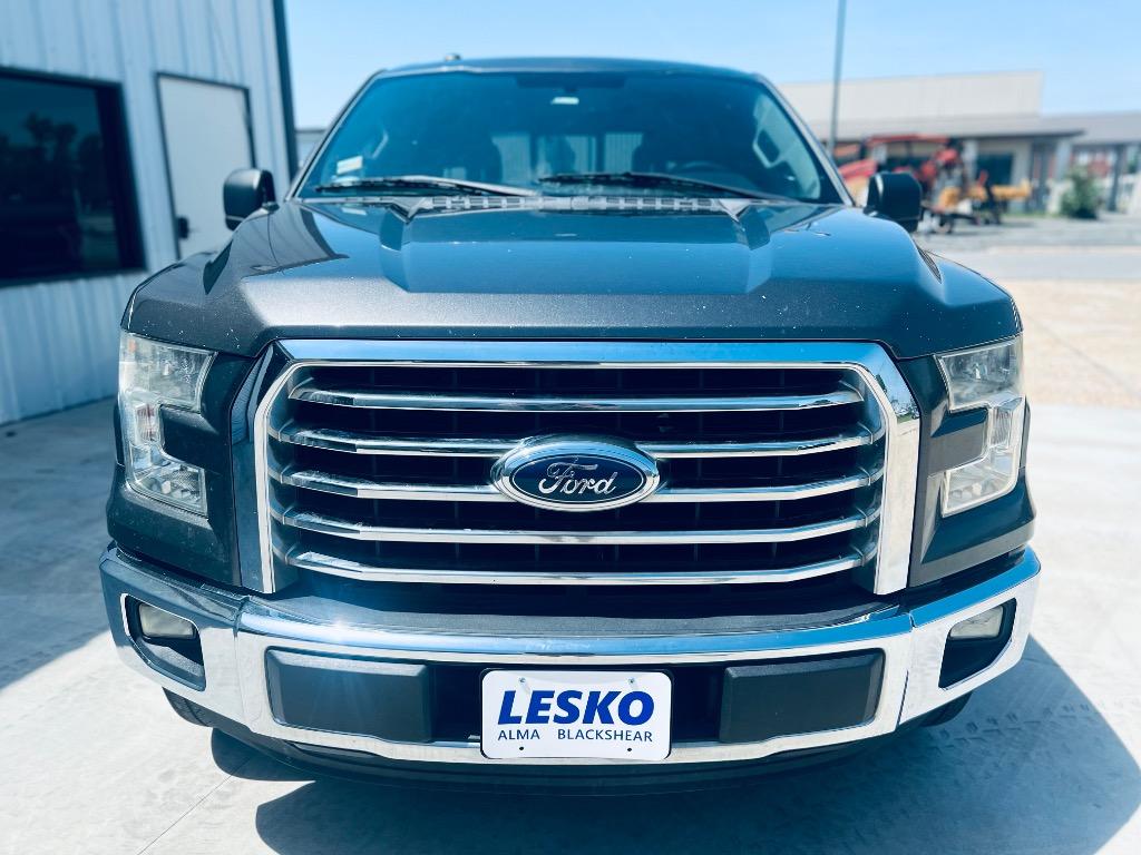 2015 Ford F150 XLT photo
