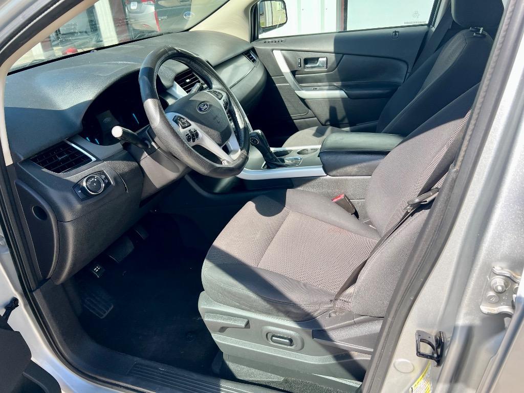 2011 Ford Edge SEL photo