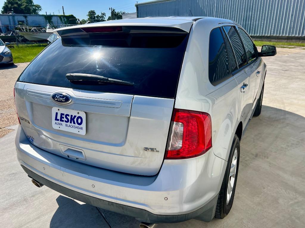 2011 Ford Edge SEL photo