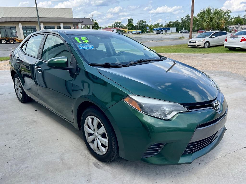 2015 Toyota Corolla LE photo