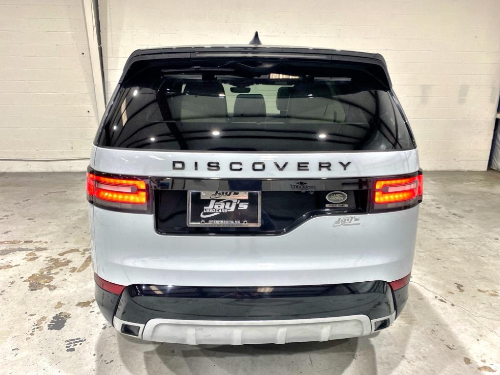 2018 Land Rover Discovery HSE LUX photo