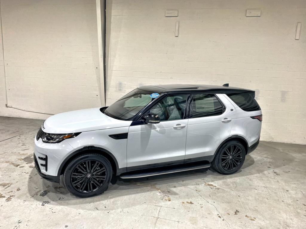 2018 Land Rover Discovery HSE LUX photo