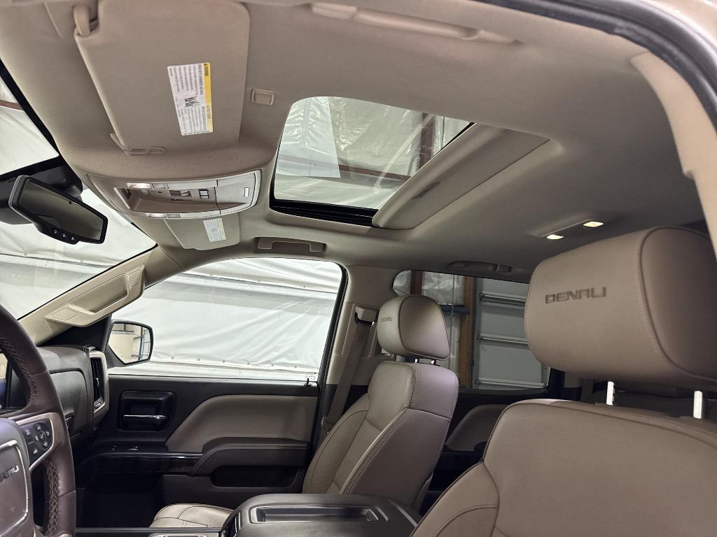 2014 GMC Sierra 1500 Denali photo