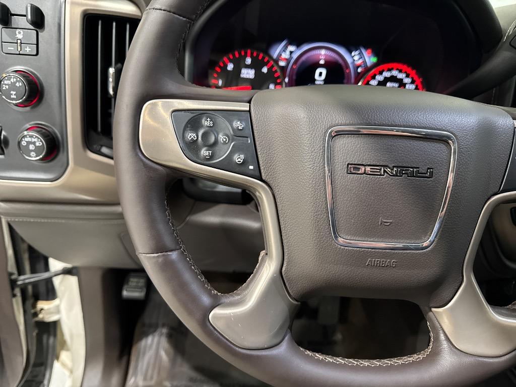 2014 GMC Sierra 1500 Denali photo
