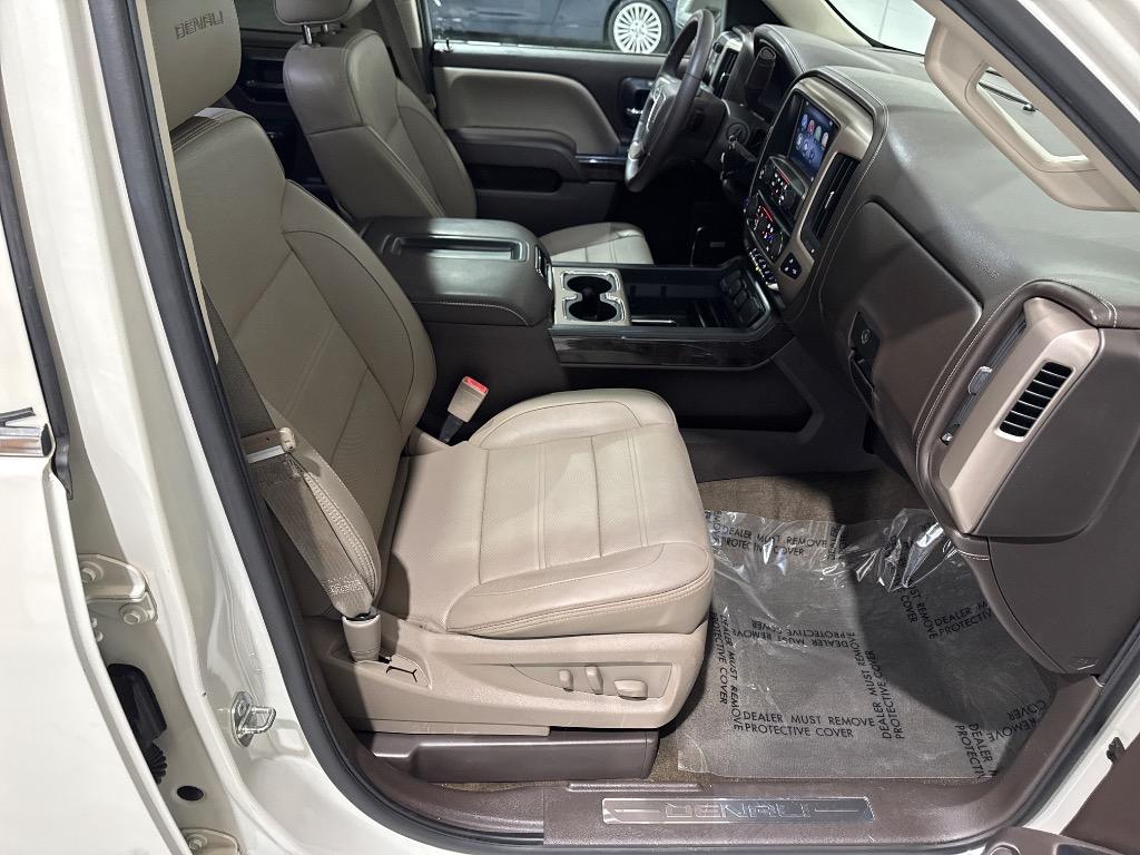 2014 GMC Sierra 1500 Denali photo