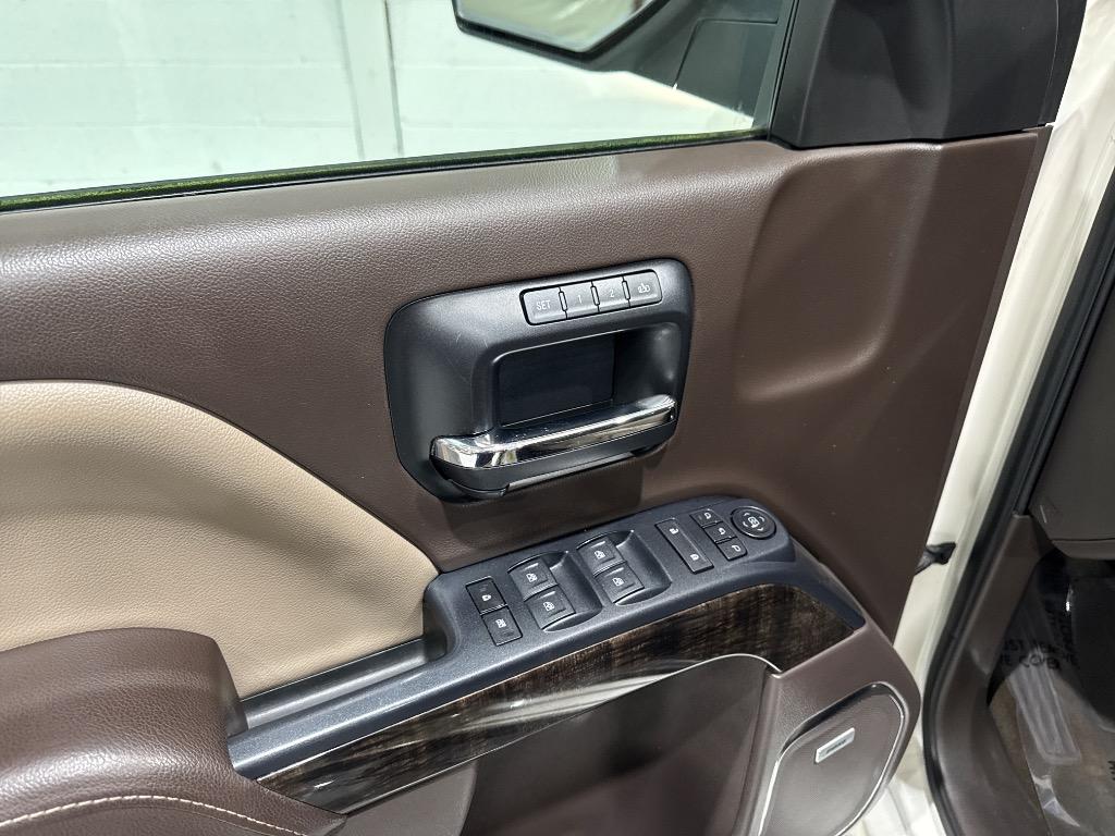 2014 GMC Sierra 1500 Denali photo