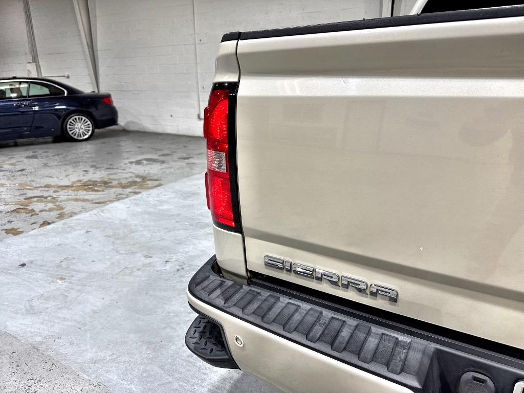 2014 GMC Sierra 1500 Denali photo