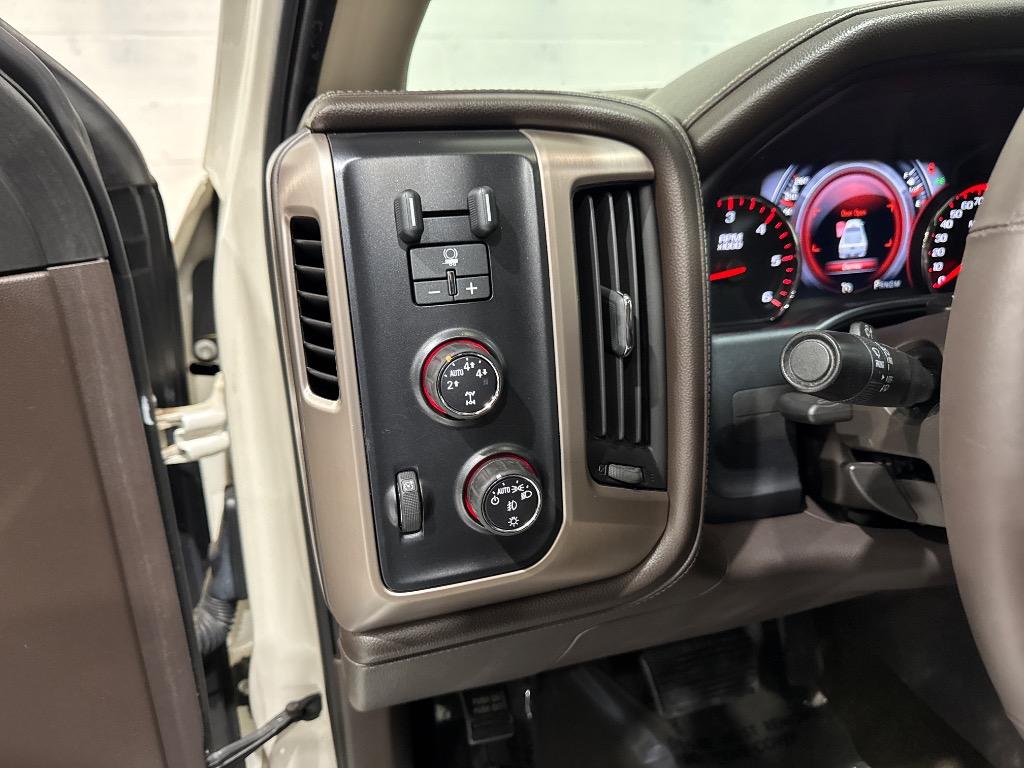 2014 GMC Sierra 1500 Denali photo