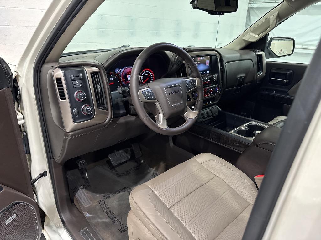 2014 GMC Sierra 1500 Denali photo