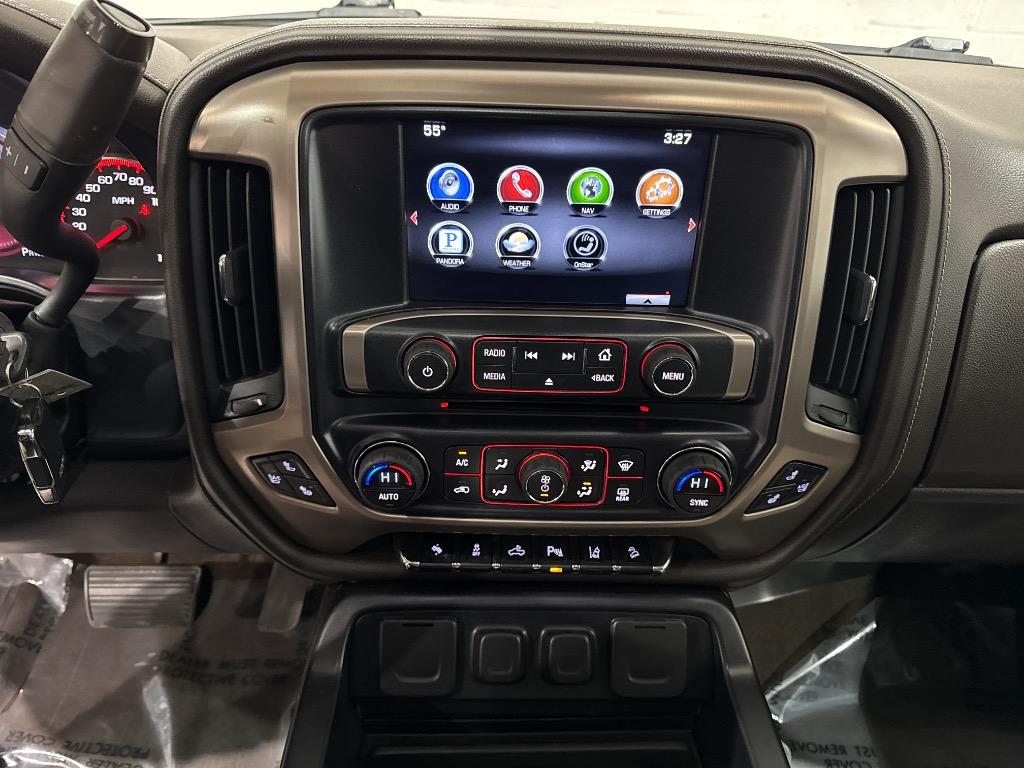 2014 GMC Sierra 1500 Denali photo