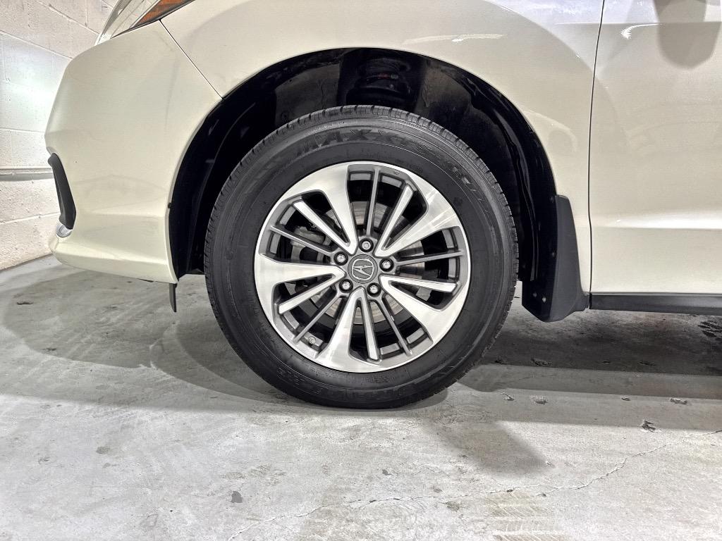 2017 Acura RDX Advance photo