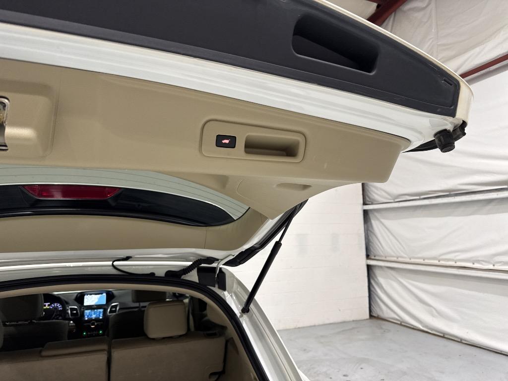 2017 Acura RDX Advance photo