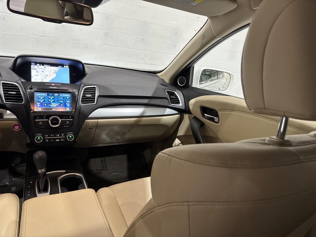 2017 Acura RDX Advance photo