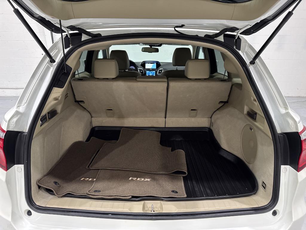 2017 Acura RDX Advance photo