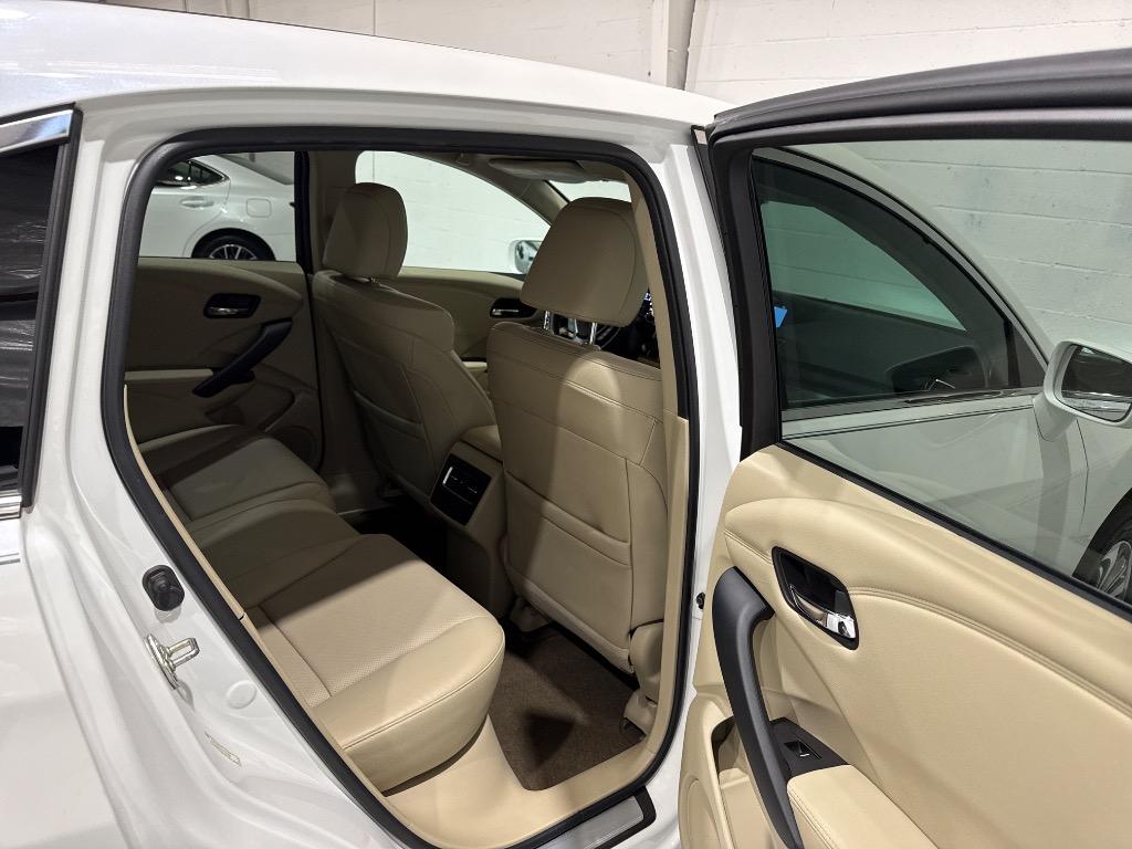2017 Acura RDX Advance photo
