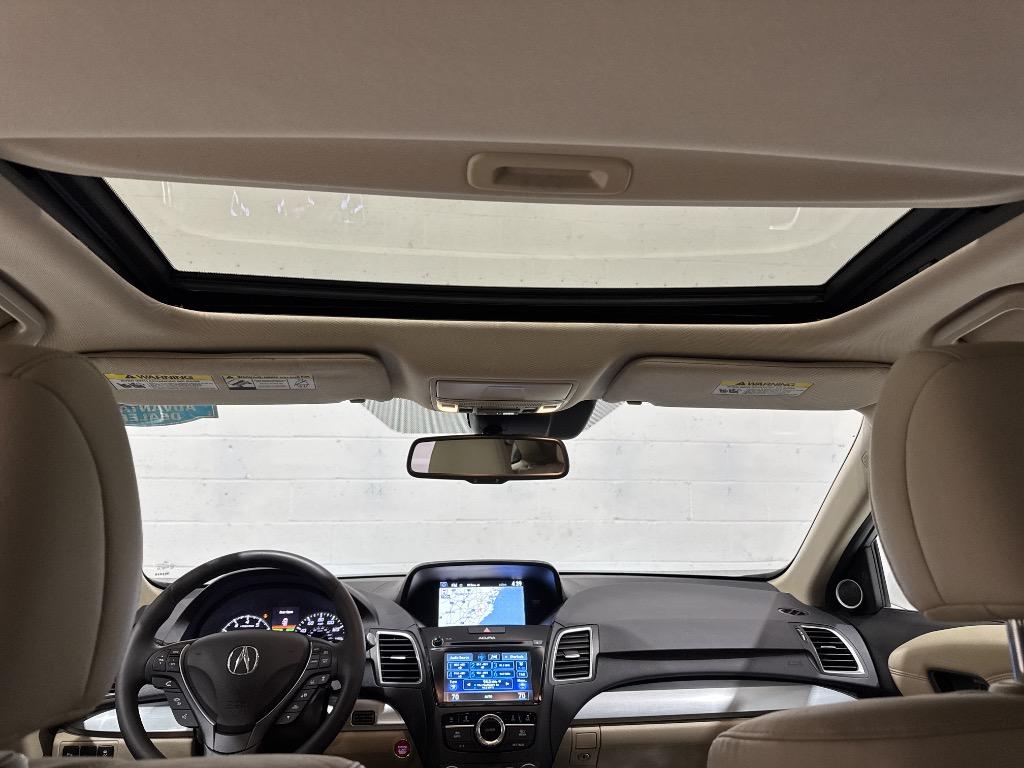 2017 Acura RDX Advance photo