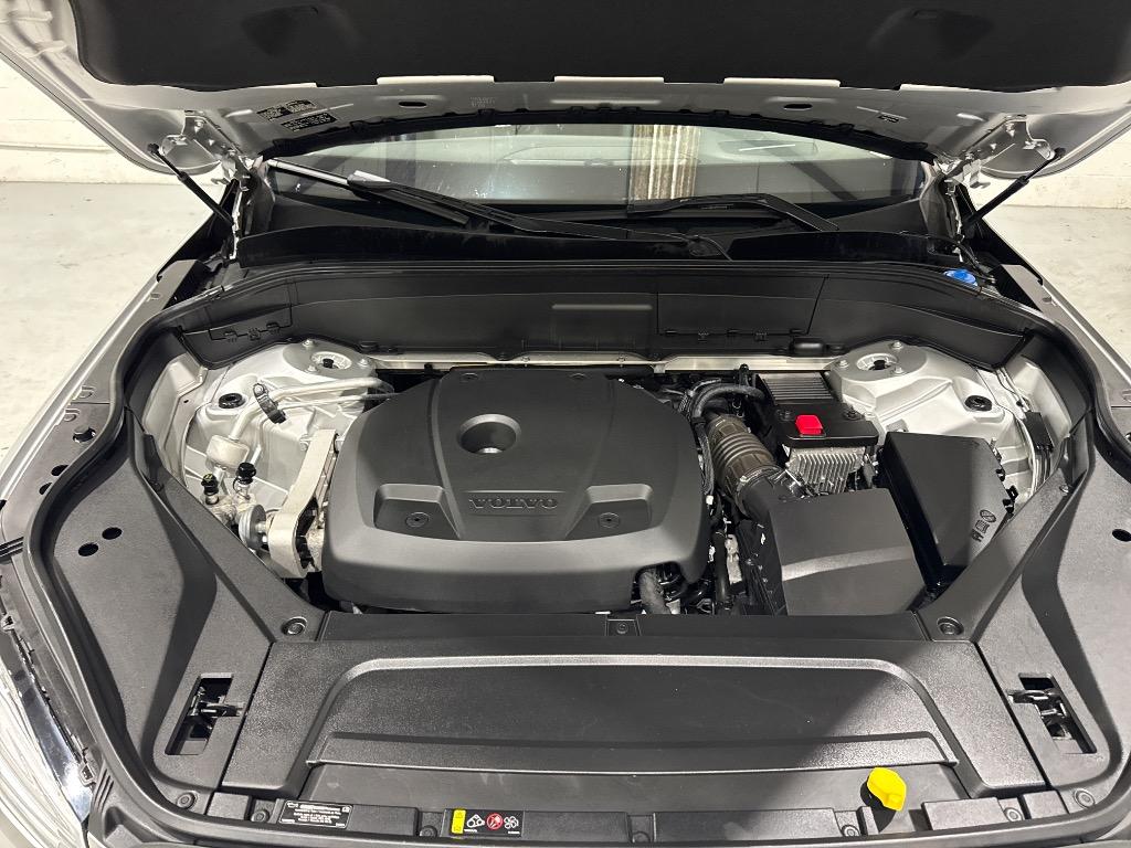 2019 Volvo XC90 - $20,995