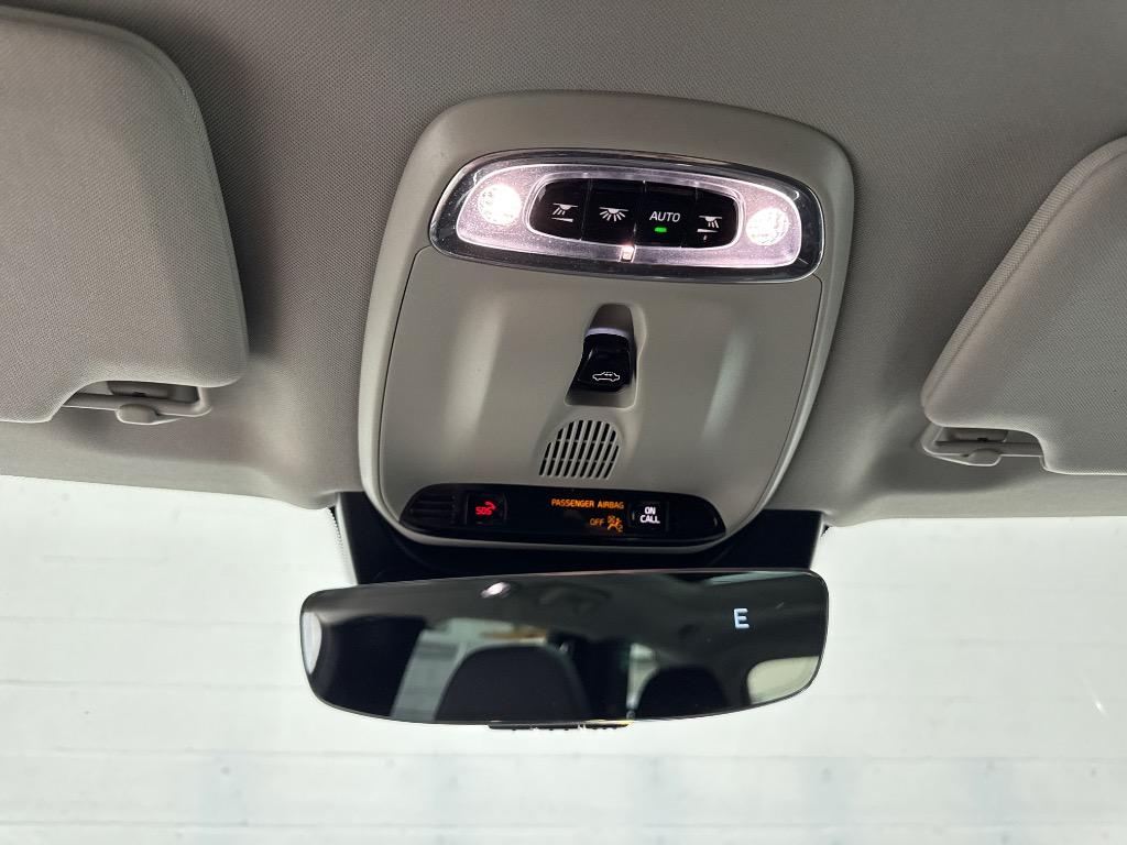 2019 Volvo XC90 - $20,995