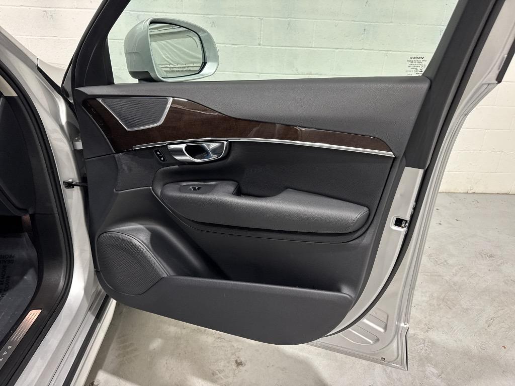 2019 Volvo XC90 - $20,995