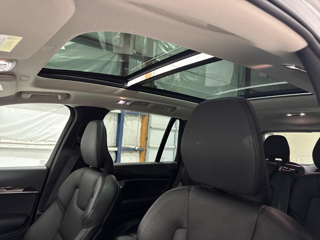 2019 Volvo XC90 - $20,995