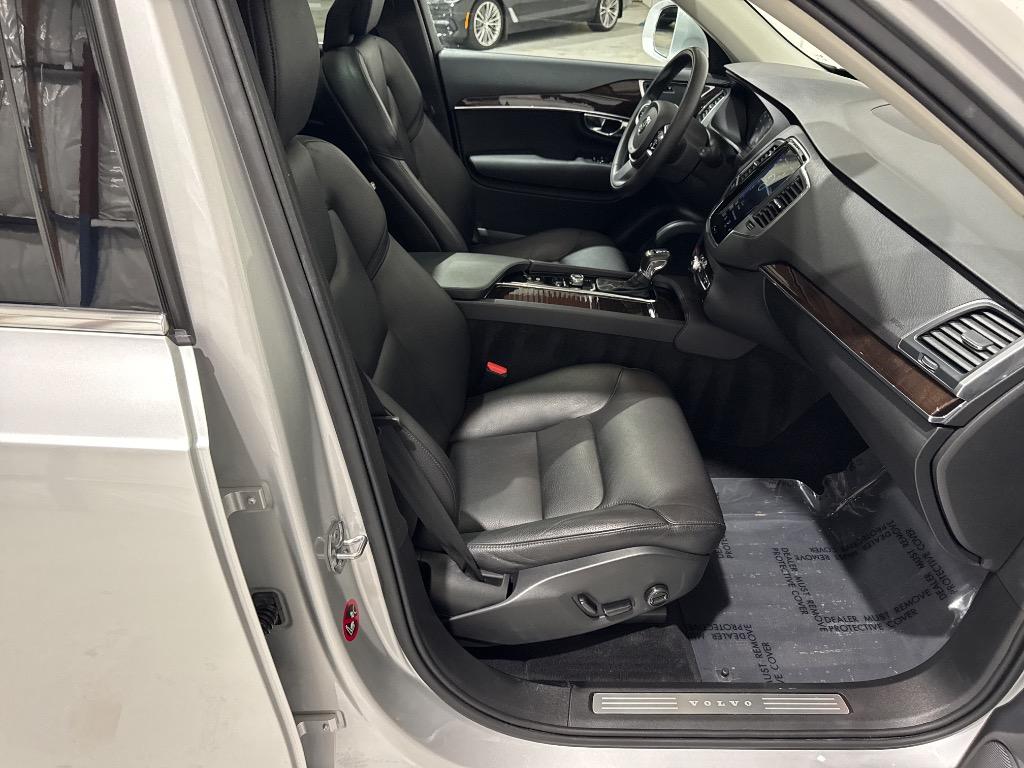 2019 Volvo XC90 - $20,995