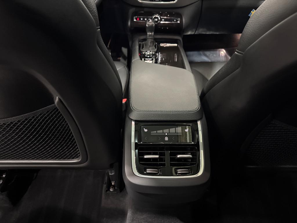 2019 Volvo XC90 - $20,995