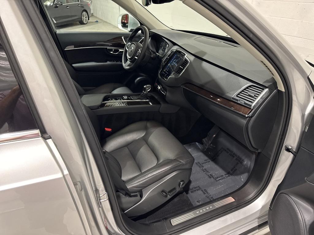 2019 Volvo XC90 - $20,995