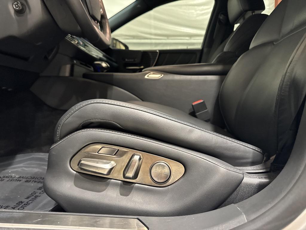 2018 Lexus LS - $44,995