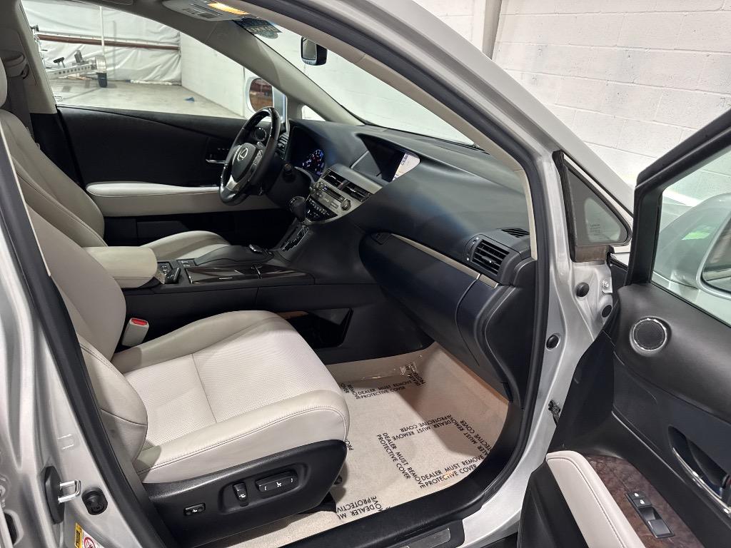 2015 Lexus RX - $16,495
