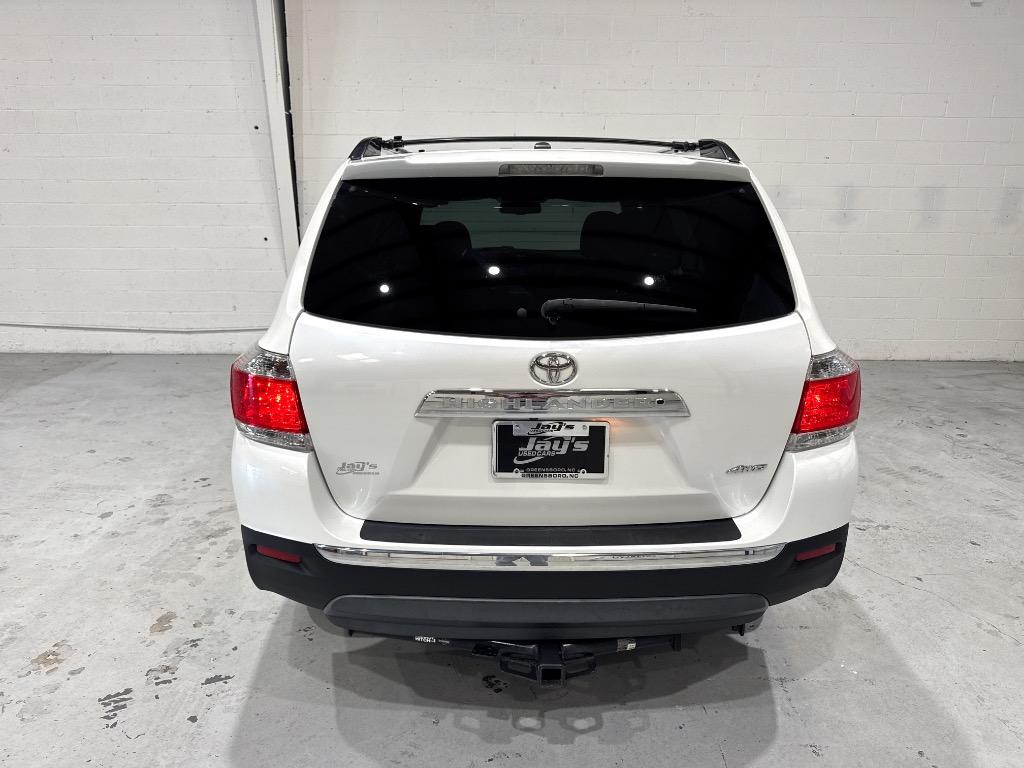 2013 Toyota Highlander - $14,995