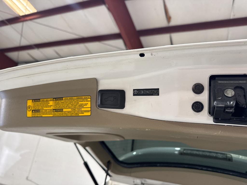 2013 Toyota Highlander - $14,995