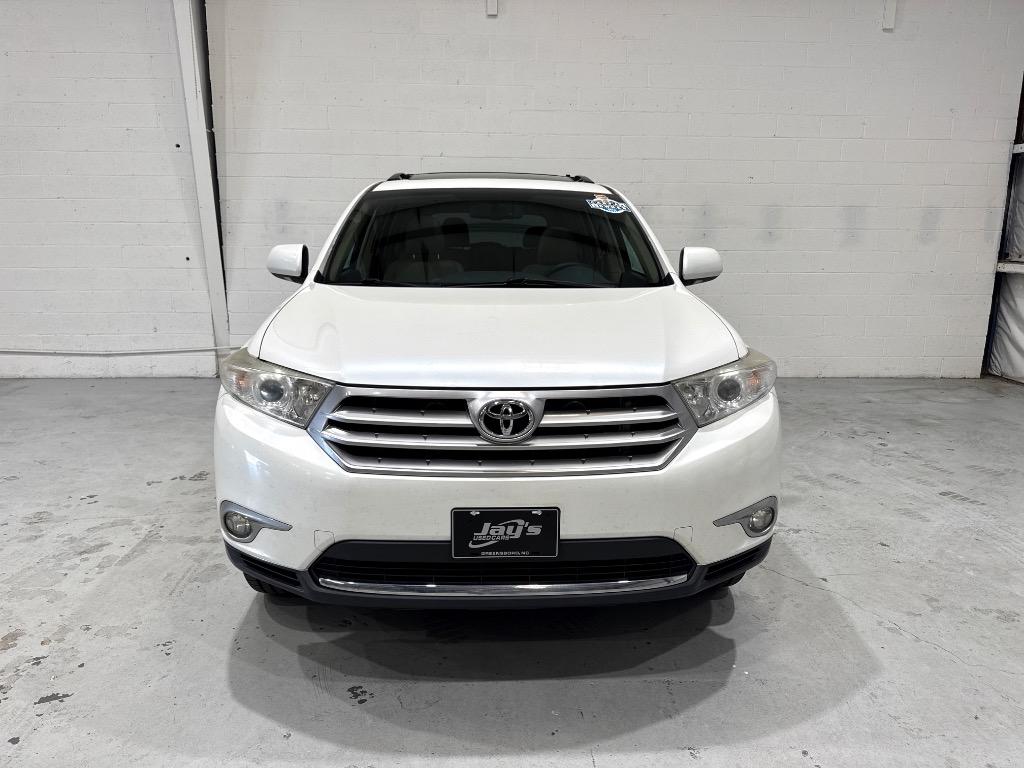 2013 Toyota Highlander - $14,995