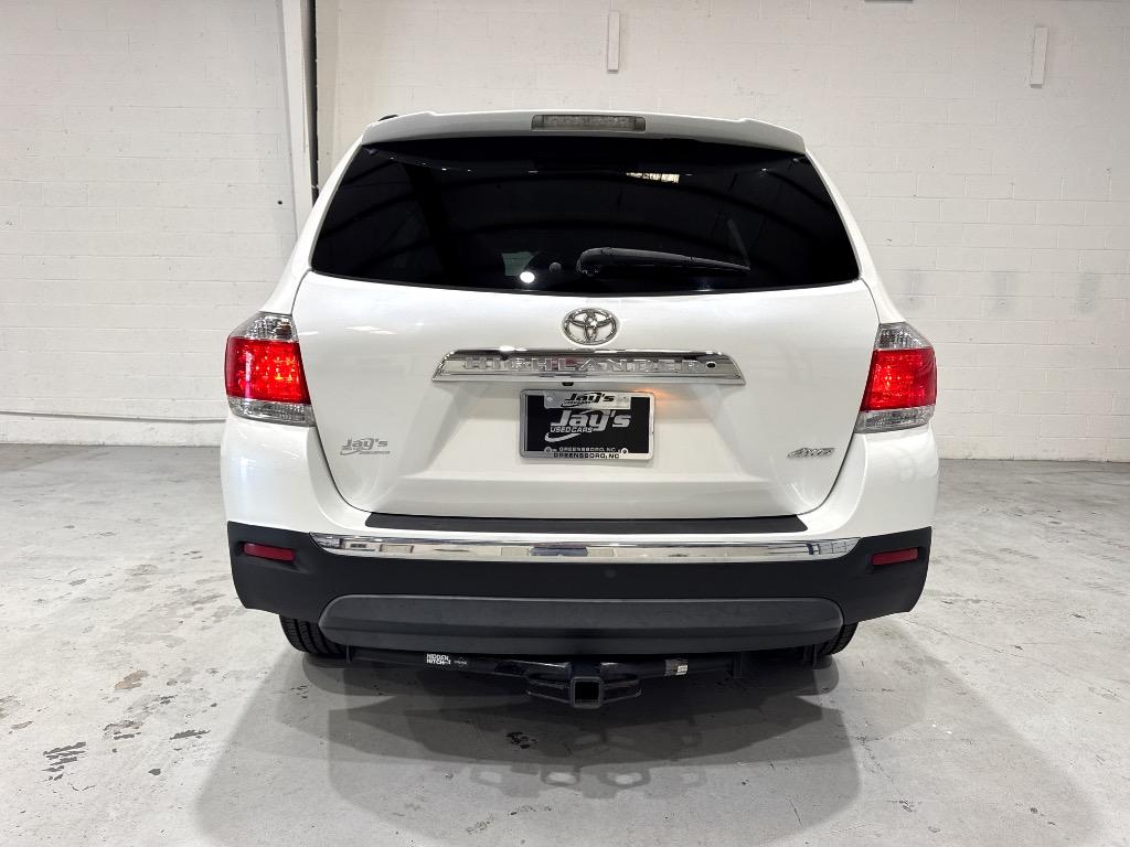 2013 Toyota Highlander - $14,995