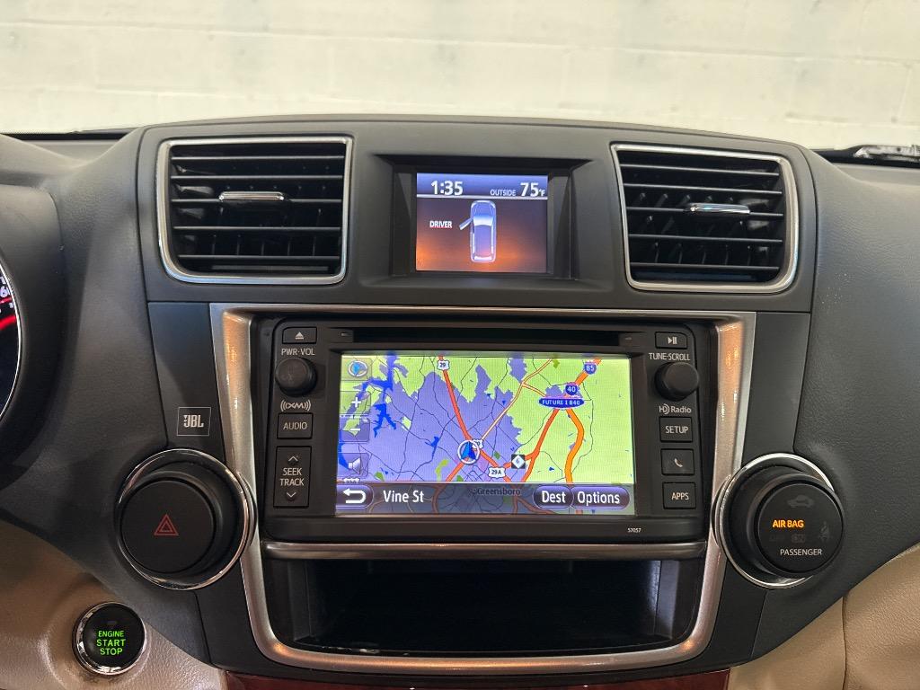 2013 Toyota Highlander - $14,995
