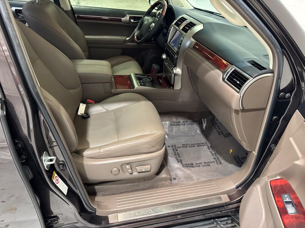 2013 Lexus GX - $18,495