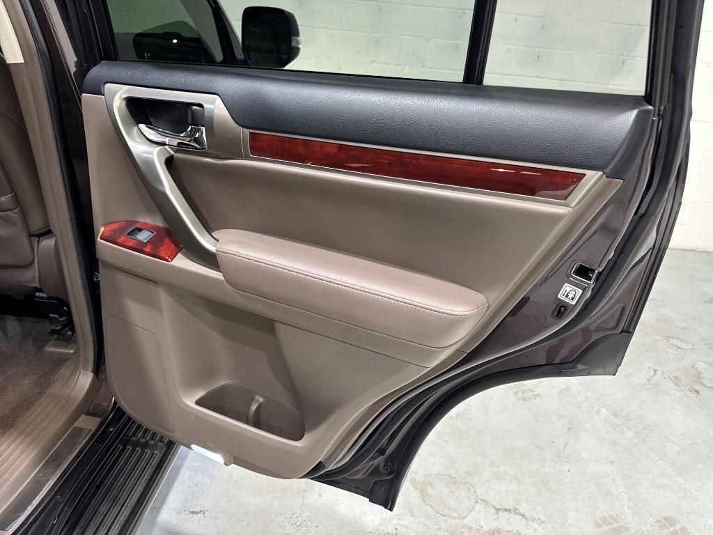 2013 Lexus GX - $18,495