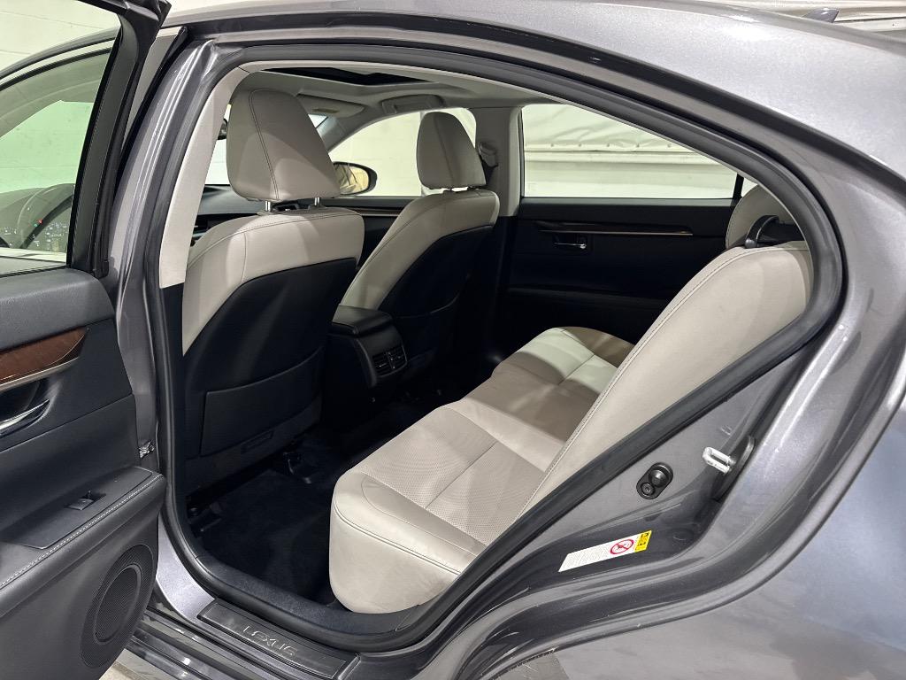 2013 Lexus ES - $16,995