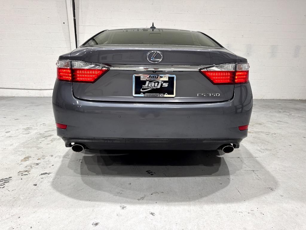 2013 Lexus ES - $16,995