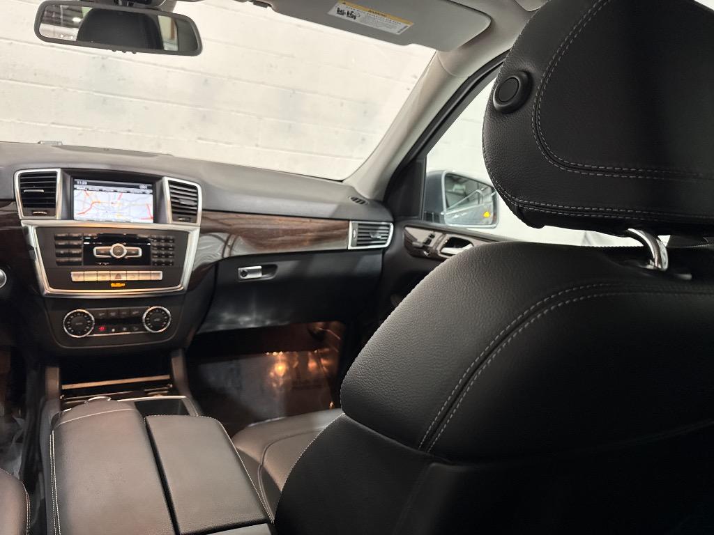 2013 Mercedes-Benz Ml-class - $8,995
