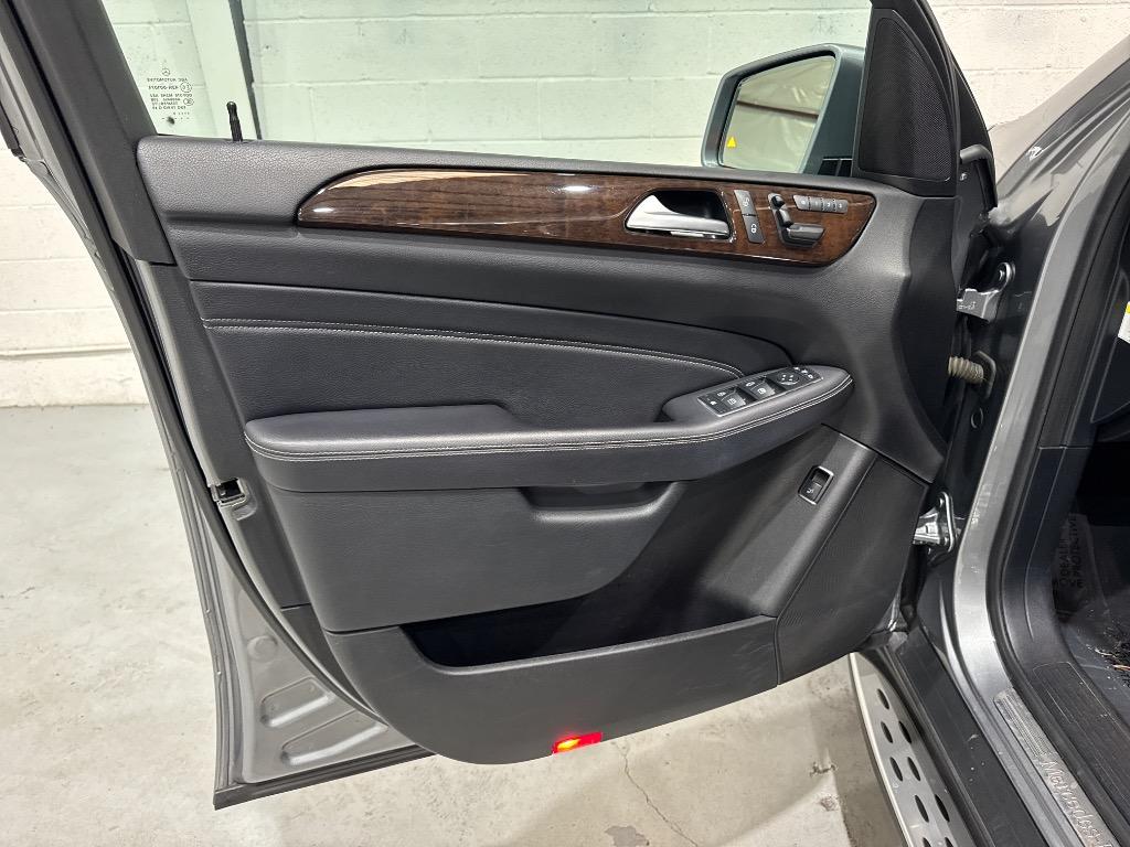 2013 Mercedes-Benz Ml-class - $8,995